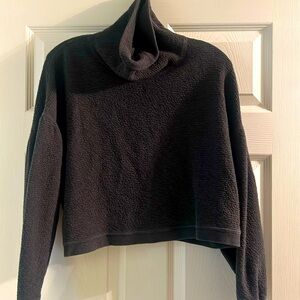 Lululemon cropped mock neck sweatshirt